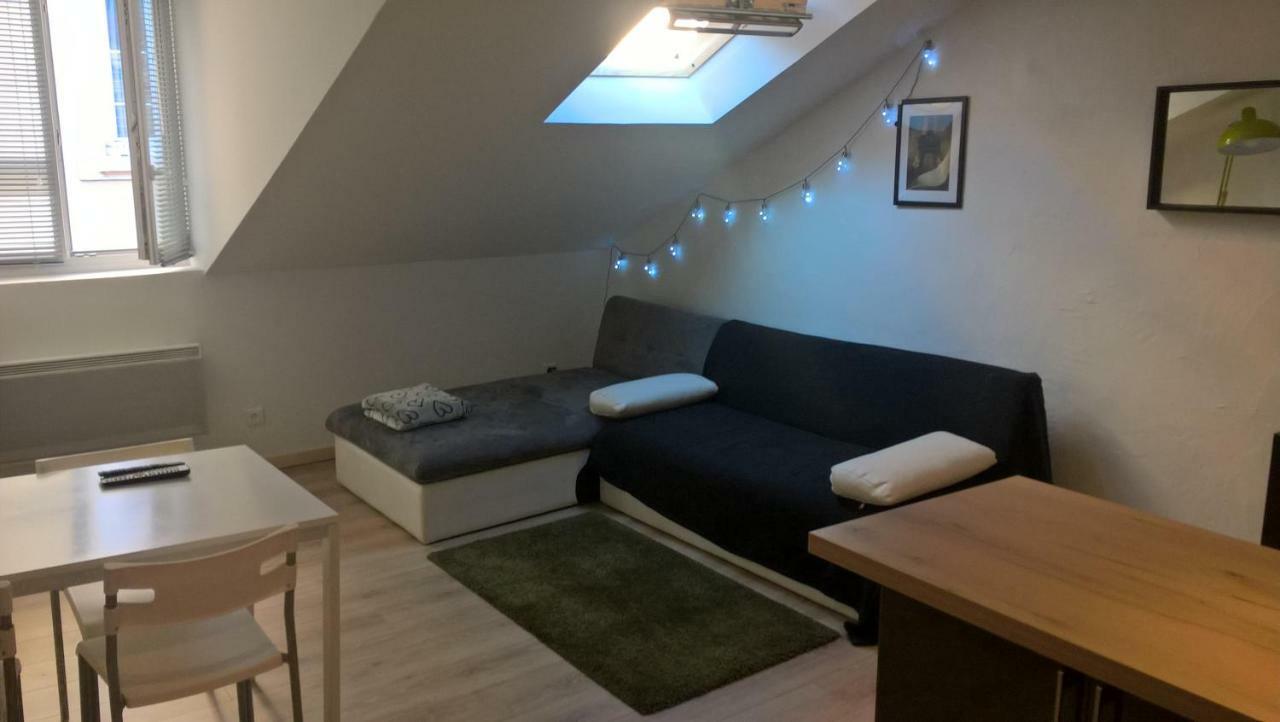 Rent4Night Grenoble Europole Apartment Exterior photo