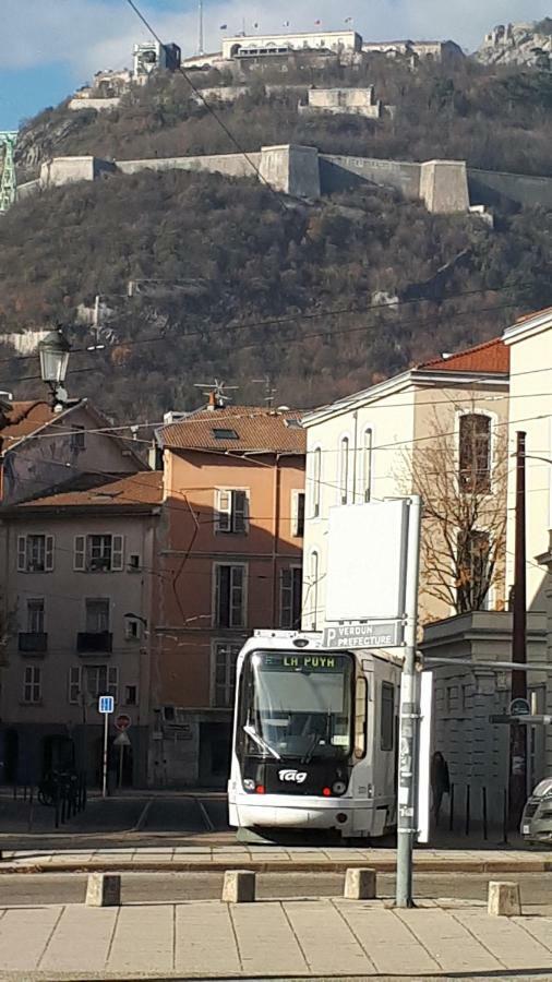 Rent4Night Grenoble Europole Apartment Exterior photo