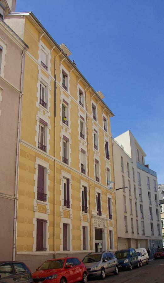 Rent4Night Grenoble Europole Apartment Exterior photo